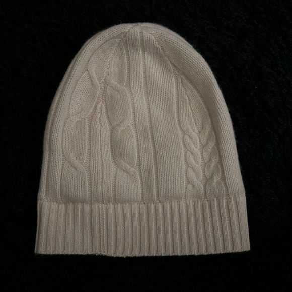 Women’s Ivory Arlotta Cashmere Beanie - Picture 2 of 4